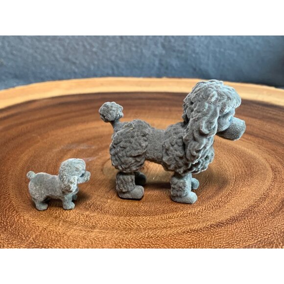 Vintage Flocked Poodle Dog Figurine Set - Gray - 2" & 1" - Picture 2 of 7